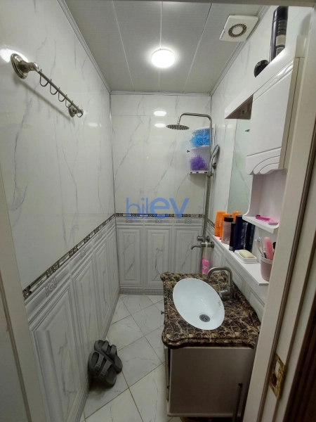 Aylıq Kirayə 3 otaqlı Köhnə Tikili bina evi  80m², Bakı