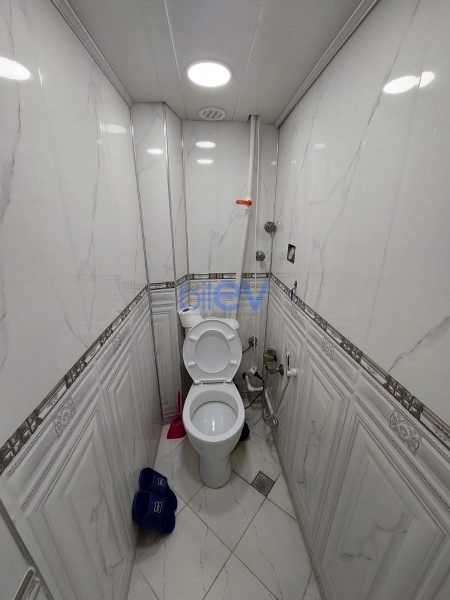 Aylıq Kirayə 3 otaqlı Köhnə Tikili bina evi  80m², Bakı