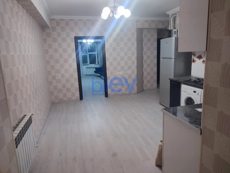 Aylıq Kirayə 4 otaqlı Yeni Tikili bina evi  120m², Bakı