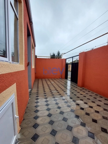 Aylıq Kirayə 3 otaqlı Həyət evi  100m², Bakı