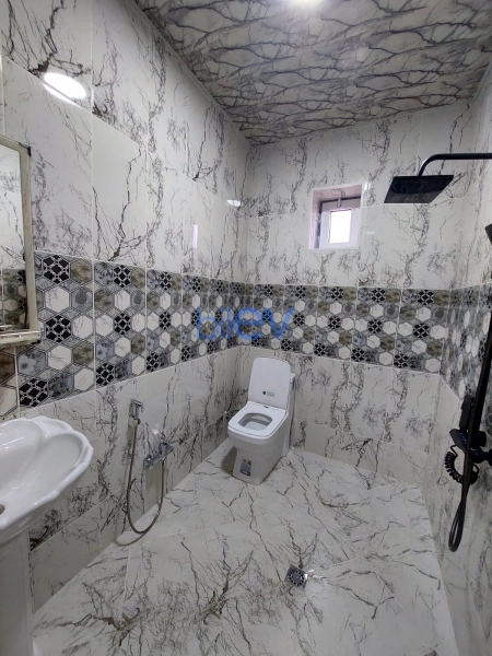 Aylıq Kirayə 3 otaqlı Həyət evi  100m², Bakı