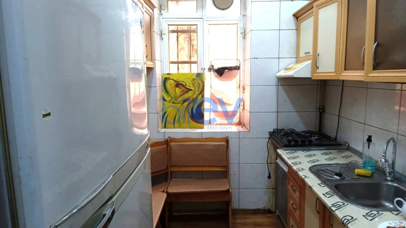 Aylıq Kirayə 3 otaqlı Köhnə Tikili bina evi  65m², Bakı