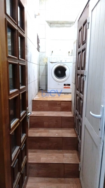 Aylıq Kirayə 3 otaqlı Köhnə Tikili bina evi  65m², Bakı