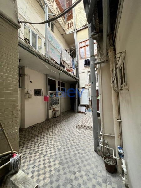 Aylıq Kirayə 2 otaqlı Köhnə Tikili bina evi  40m², Bakı