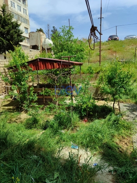 Satış 4 otaqlı Köhnə Tikili  100m², Bakı