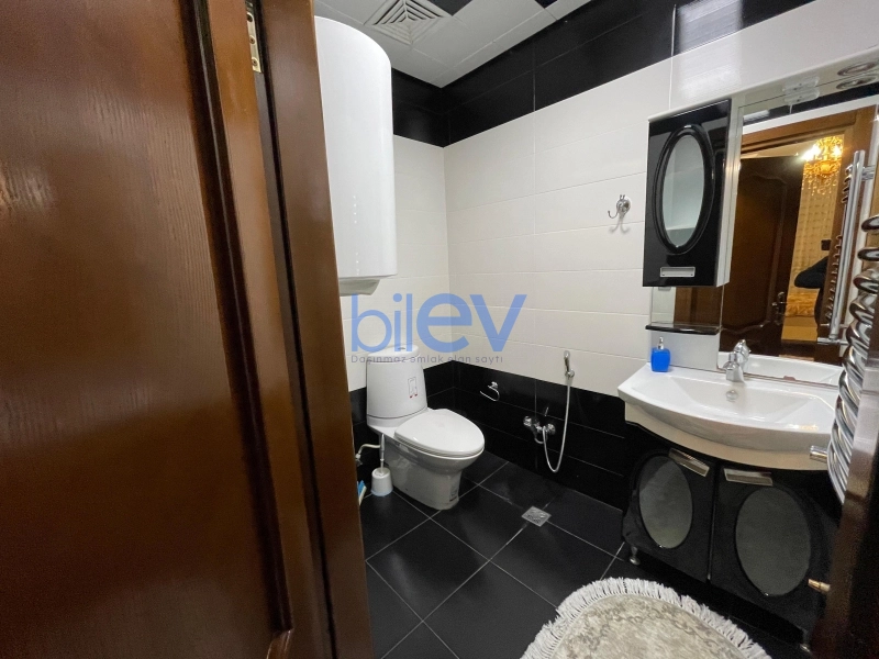 Aylıq Kirayə 3 otaqlı Yeni Tikili bina evi  140m², Bakı