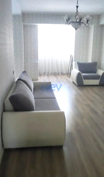 Aylıq Kirayə 3 otaqlı Köhnə Tikili bina evi  110m², Bakı