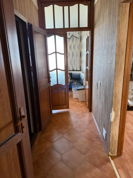 Aylıq Kirayə 3 otaqlı Köhnə Tikili bina evi  60m², Bakı
