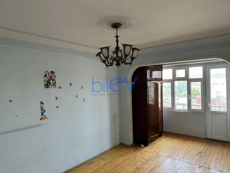 Aylıq Kirayə 4 otaqlı Köhnə Tikili bina evi  100m², Bakı
