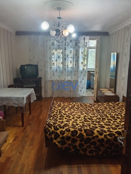 Satış 3 otaqlı Köhnə Tikili bina evi  70m², Sumqayıt