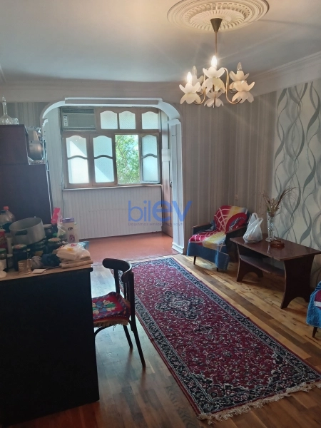 Satış 3 otaqlı Köhnə Tikili bina evi  70m², Sumqayıt