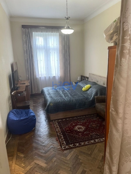 Aylıq Kirayə 2 otaqlı Köhnə Tikili bina evi  65m², Bakı