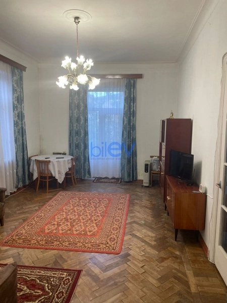 Aylıq Kirayə 2 otaqlı Köhnə Tikili bina evi  65m², Bakı