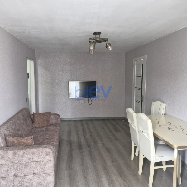 Aylıq Kirayə 2 otaqlı Köhnə Tikili bina evi  60m², Bakı