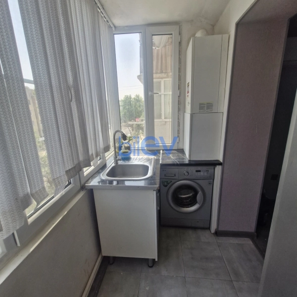 Aylıq Kirayə 2 otaqlı Köhnə Tikili bina evi  60m², Bakı