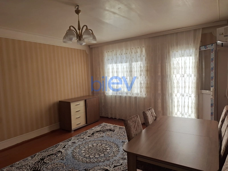 Satış 4 otaqlı Köhnə Tikili bina evi  80m², Bakı