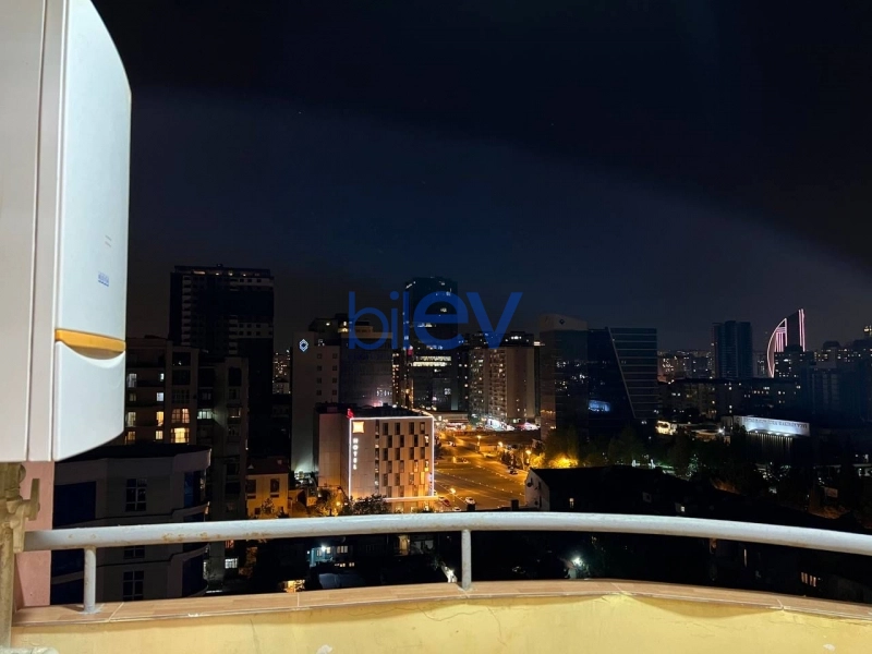 Aylıq Kirayə 4 otaqlı Yeni Tikili bina evi  155m², Bakı
