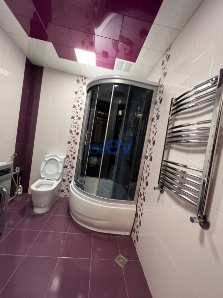 Aylıq Kirayə 4 otaqlı Yeni Tikili bina evi  155m², Bakı