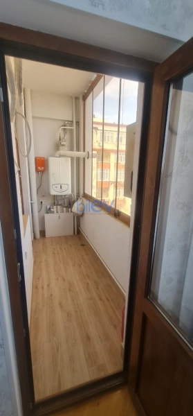 Aylıq Kirayə 3 otaqlı Yeni Tikili bina evi  120m², Bakı