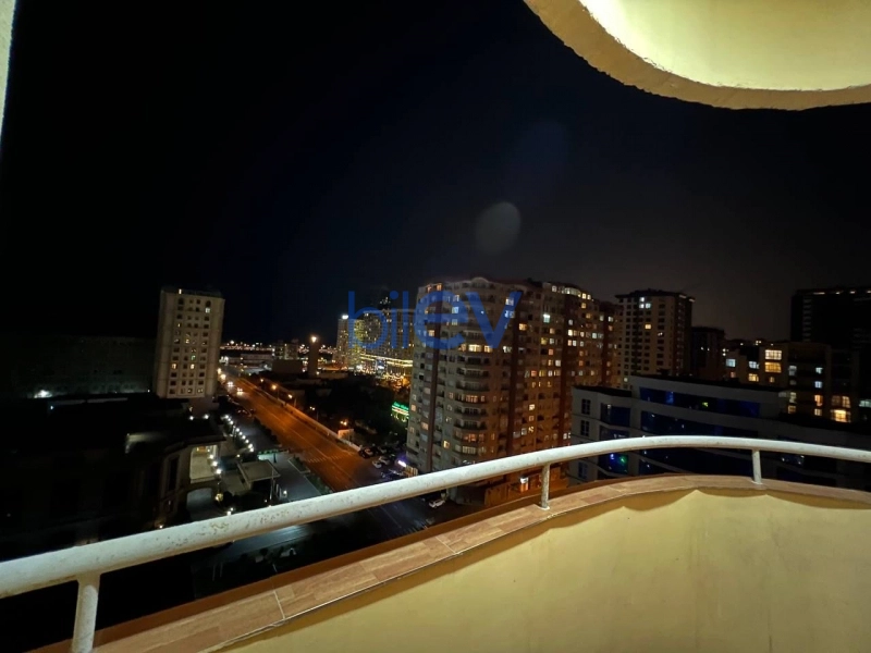 Aylıq Kirayə 4 otaqlı Yeni Tikili bina evi  155m², Bakı
