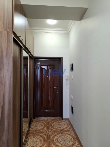 Aylıq Kirayə 3 otaqlı Yeni Tikili bina evi  94m², Bakı