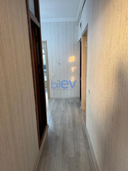Aylıq Kirayə 2 otaqlı Köhnə Tikili bina evi  60m², Bakı