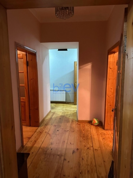 Aylıq Kirayə 3 otaqlı Köhnə Tikili bina evi  64m², Bakı