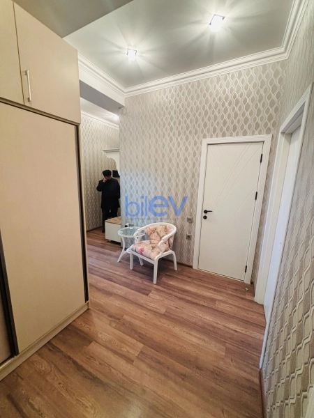 Aylıq Kirayə 3 otaqlı Yeni Tikili bina evi  105m², Bakı