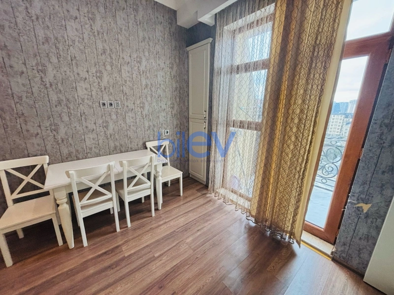 Aylıq Kirayə 3 otaqlı Yeni Tikili bina evi  105m², Bakı