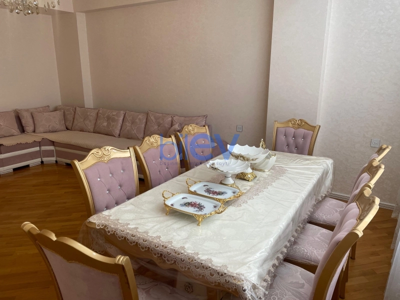 Aylıq Kirayə 3 otaqlı Yeni Tikili bina evi  110m², Bakı