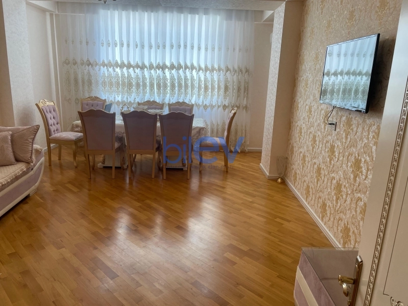 Aylıq Kirayə 3 otaqlı Yeni Tikili bina evi  110m², Bakı