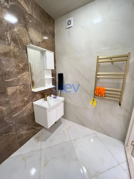 Aylıq Kirayə 2 otaqlı Yeni Tikili bina evi  55m², Bakı
