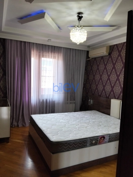 Aylıq Kirayə 4 otaqlı Köhnə Tikili bina evi  100m², Bakı