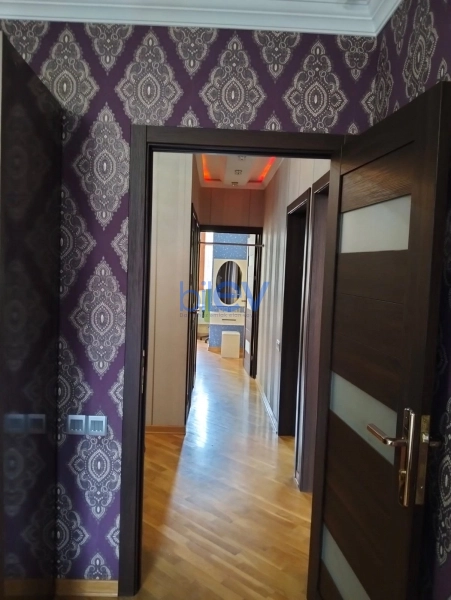 Aylıq Kirayə 4 otaqlı Köhnə Tikili bina evi  100m², Bakı