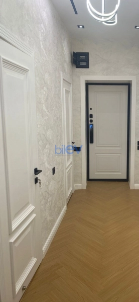 Aylıq Kirayə 3 otaqlı Köhnə Tikili bina evi  75m², Bakı
