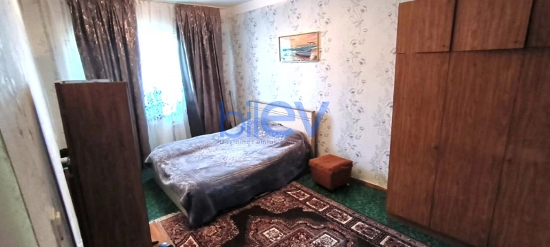 Aylıq Kirayə 3 otaqlı Köhnə Tikili bina evi  70m², Bakı