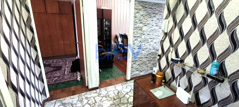 Aylıq Kirayə 3 otaqlı Köhnə Tikili bina evi  70m², Bakı