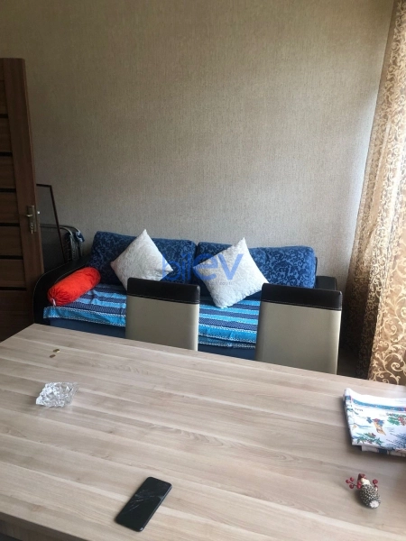 Aylıq Kirayə 1 otaqlı Köhnə Tikili bina evi  61m², Bakı