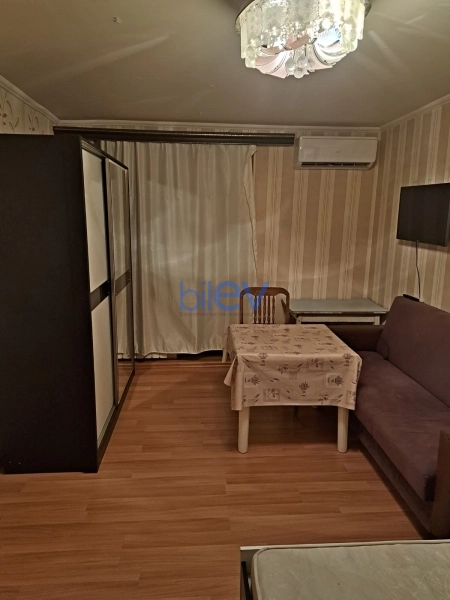Aylıq Kirayə 1 otaqlı Köhnə Tikili bina evi  32m², Bakı