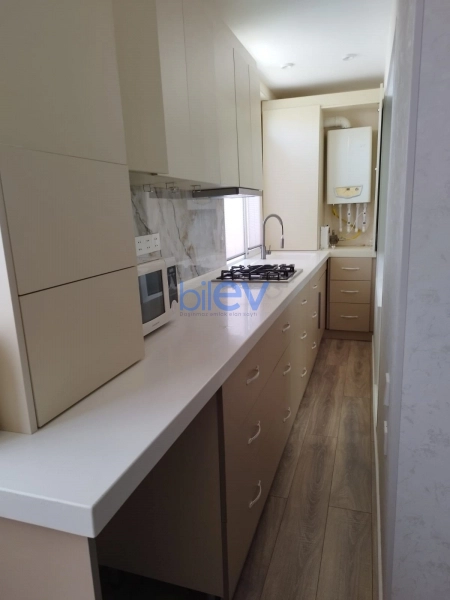 Aylıq Kirayə 3 otaqlı Köhnə Tikili bina evi  65m², Bakı