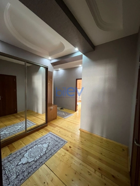 Aylıq Kirayə 2 otaqlı Köhnə Tikili bina evi  85m², Bakı