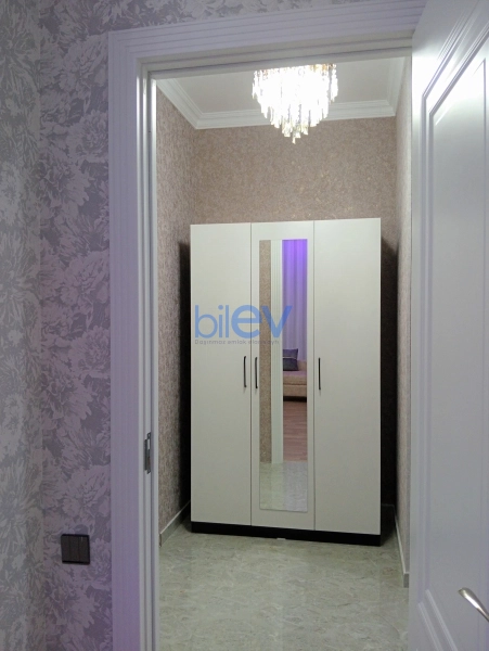 Aylıq Kirayə 2 otaqlı Yeni Tikili bina evi  70m², Bakı