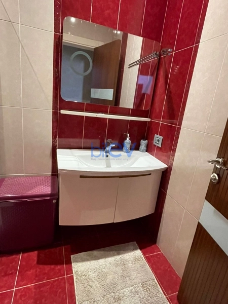 Aylıq Kirayə 3 otaqlı Yeni Tikili bina evi  170m², Bakı