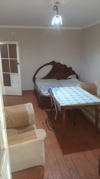 Aylıq Kirayə 2 otaqlı Köhnə Tikili bina evi  35m², Bakı