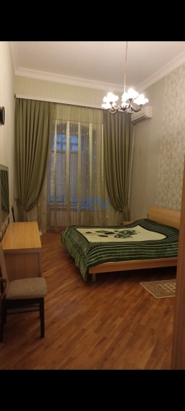 Satış 2 otaqlı Köhnə Tikili bina evi  54m², Bakı