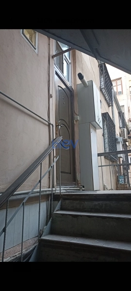Satış 2 otaqlı Köhnə Tikili bina evi  54m², Bakı