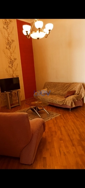 Satış 2 otaqlı Köhnə Tikili bina evi  54m², Bakı