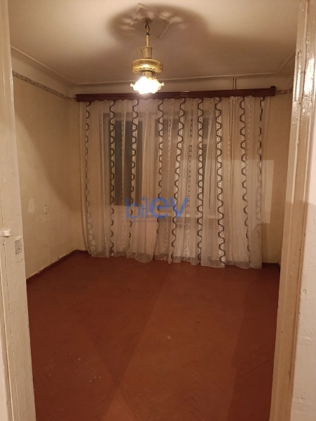 Aylıq Kirayə 2 otaqlı Köhnə Tikili bina evi  60m², Bakı