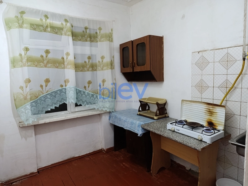 Aylıq Kirayə 2 otaqlı Köhnə Tikili bina evi  60m², Bakı