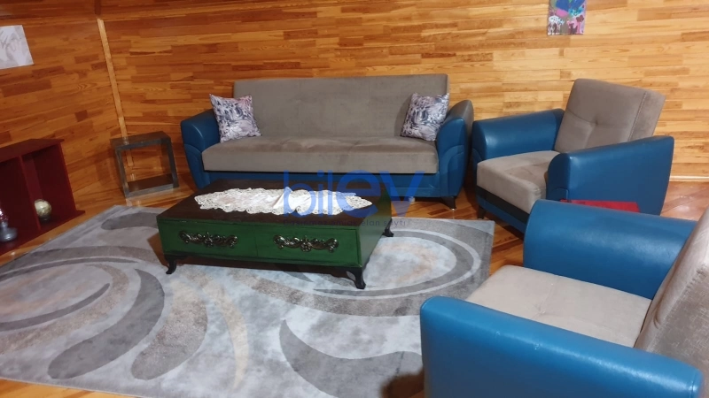 Aylıq Kirayə 6 otaqlı Həyət evi  300m², Bakı